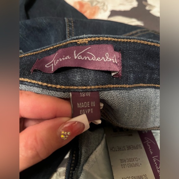 18W Average Brand New AMANDA Supreme Stretch Jeans Gloria Vanderbilt - Picture 4 of 8